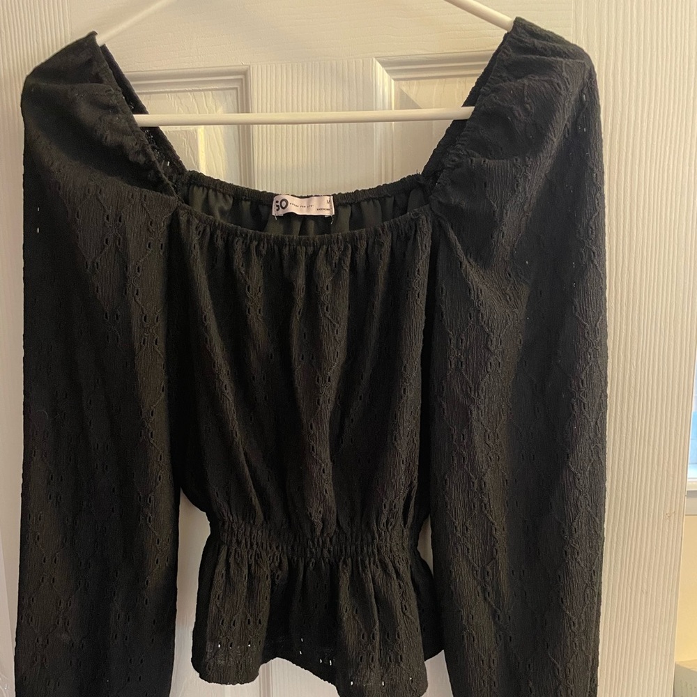 Black top with pretty pattern